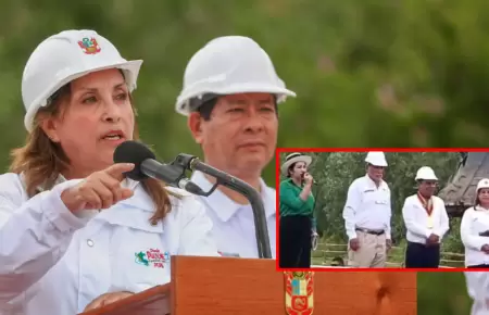 Ciudadana interrumpe discurso de Dina Boluarte.