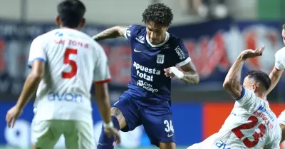 Alianza Lima hizo el negocio y empat 1-1 con Nacional.