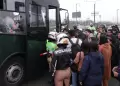 Paro transportista: PNP despliega 15 buses para trasladar a pasajeros varados por manifestacin