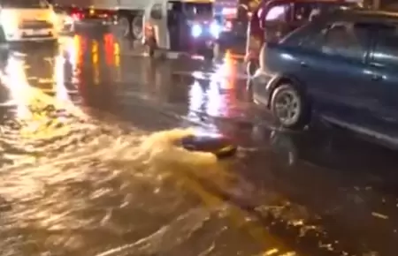 Chosica inundado por desages colapsados.