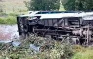 Tragedia en la carretera: Bus se sali de la va y se volc dejando un fallecido y ms de 20 heridos