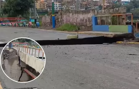 Puente colapsa en Arequipa tras intensas lluvias.