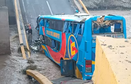 Aumenta a tres el nmero de fallecidos tras colapso de puente de Chancay.