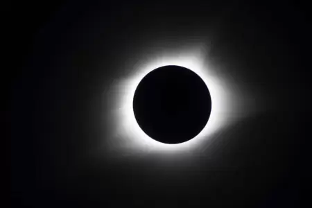 Cundo se podr ver el eclipse lunar total en el Per?