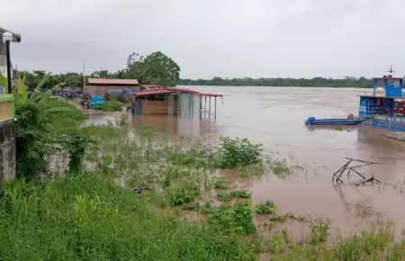 Ro Ucayali se desborda