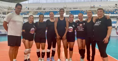 "Las leyendas del vley" regresan a Sonia Heredia a las canchas