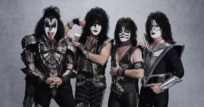 Muere guitarrista de la banda Kiss.