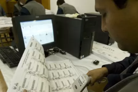 Proponen elevar a 10% firmas de adherentes para inscribir un partido poltico.