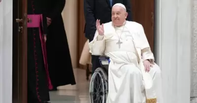 Papa Francisco "durmi bien" tras 14 das internado.