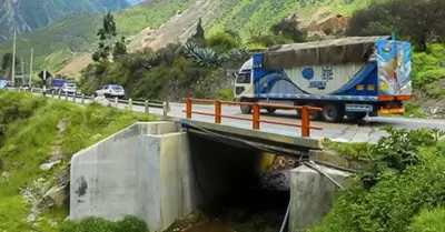 Puente de la carretera central