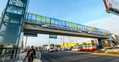 Inauguran puente peatonal cerca a nuevo aeropuerto Jorge Chvez.