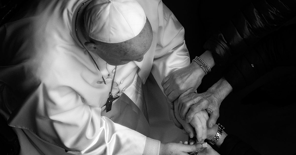 Papa Francisco y su emotivo mensaje a sus fieles desde el hospital: "Yo también rezo por vosotros"