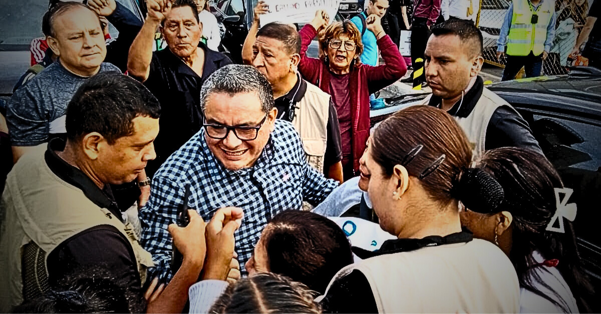 Juan José Santiváñez