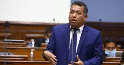 Suspensin de congresista debe ser ratificada por Pleno del Congreso