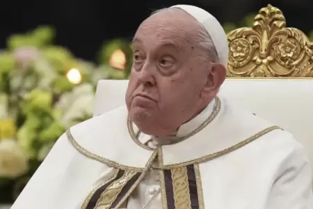 Papa Francisco durmi toda la noche tras dos crisis respiratorias.