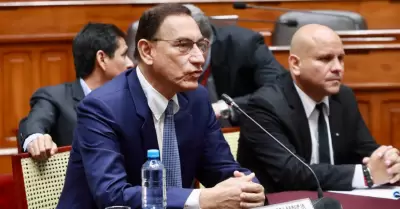 Martn Vizcarra y Alejandro Salas en el Congreso