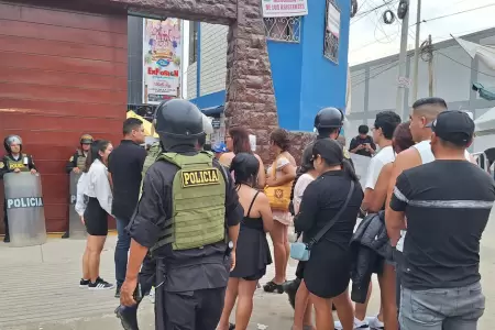 Detonan explosivo a las afueras del club Chepita Royal.