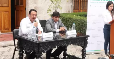 Ministro ngel Manero Campo en Arequipa