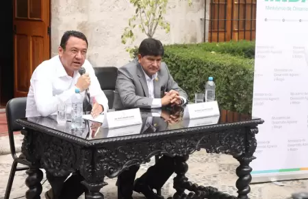 Ministro ngel Manero Campo en Arequipa