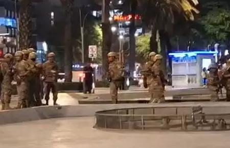 Militares fueron vistos en Miraflores en pleno estado de emergencia.