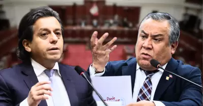 Edward Mlaga y Gustavo Adrianzn.