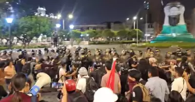 Fuerte enfrentamiento se registr en la Plaza San Martn.