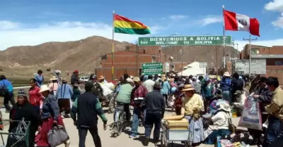 Bolivianos en Per