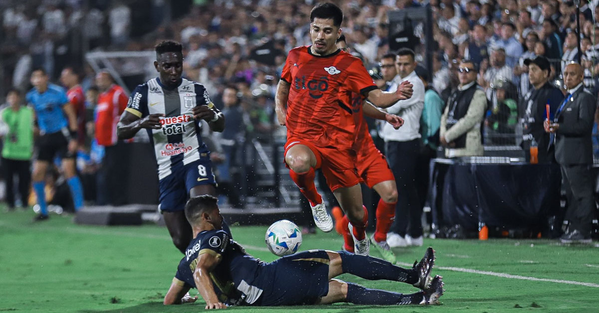 Libertad dio el golpe de visita y venció 1-0 a Alianza en el debut de la fase de grupos de la Copa Libertadores
