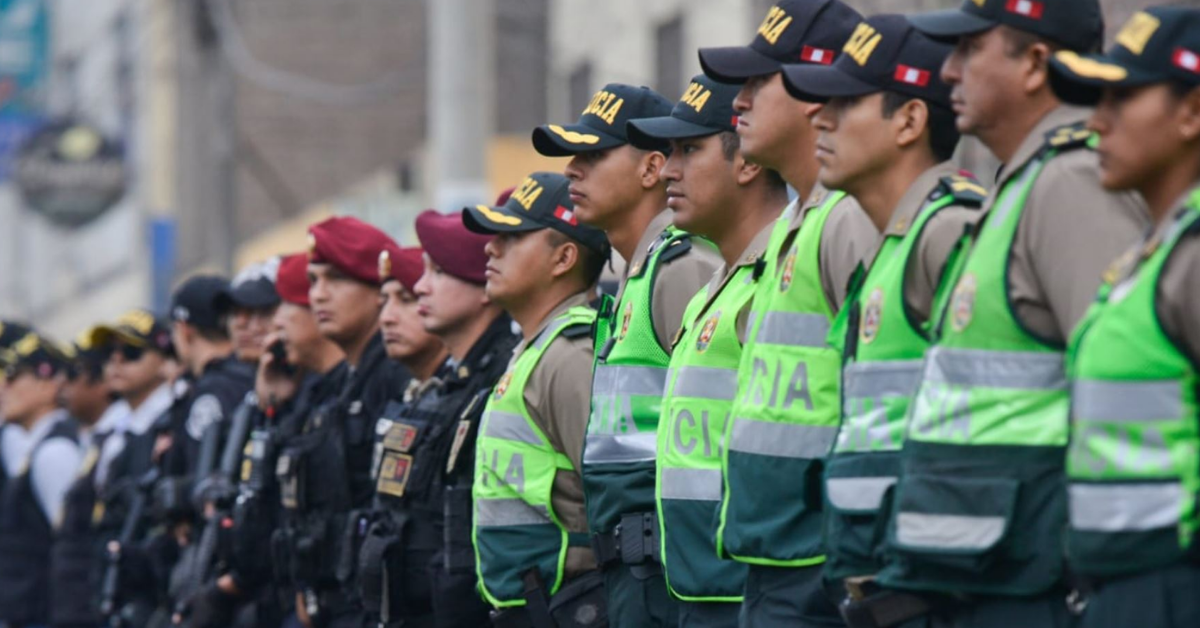 Cadena perpetua para policas y militares que colaboren con organizaciones criminales.