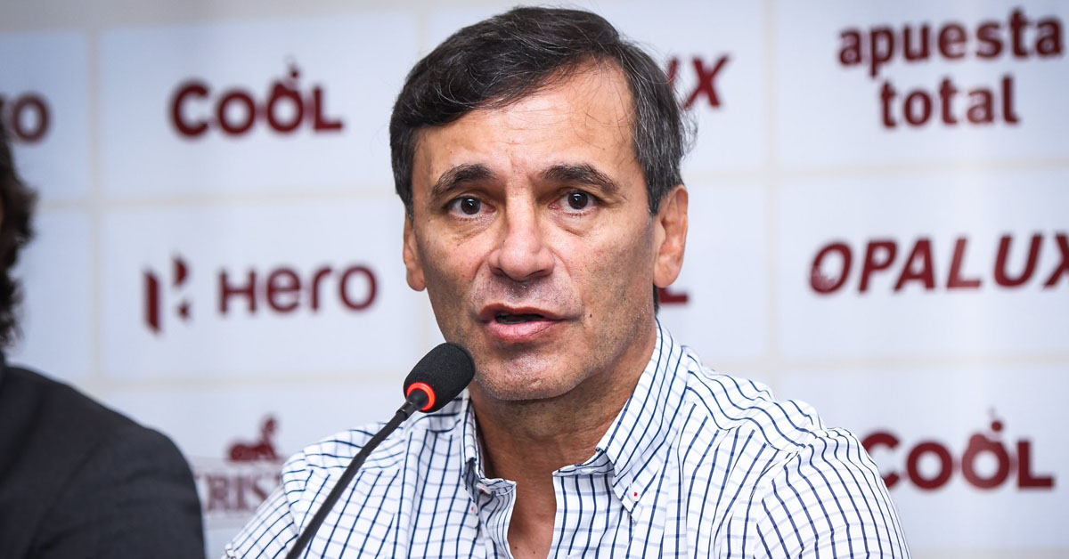 Fabián Bustos rompió su silencio y se pronunció sobre una posible vuelta a la 'U' ¿Será el reemplazo de Rabanal?