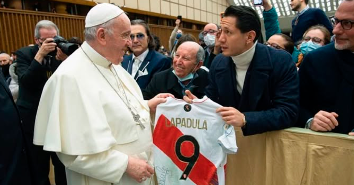 Papa Francisco y Gianluca Lapadula: Futbolista comparte emotiva foto y se despide del Sumo Pontífice
