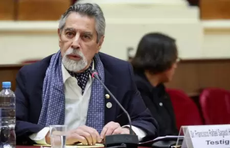 Parlamento no logr inhabilitar al expresidente Francisco Sagasti.