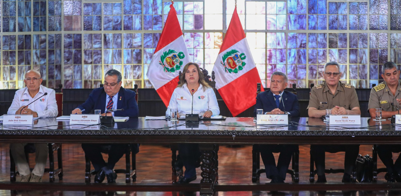 Gobierno de Dina Boluarte pedirá al Congreso facultades para legislar en materia de terrorismo urbano