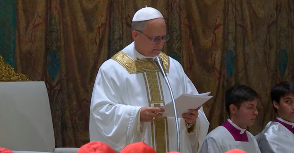 Papa León XIV: Mira AQUÍ SU PRIMERA MISA en la Capilla Sixtina donde recordó a Francisco
