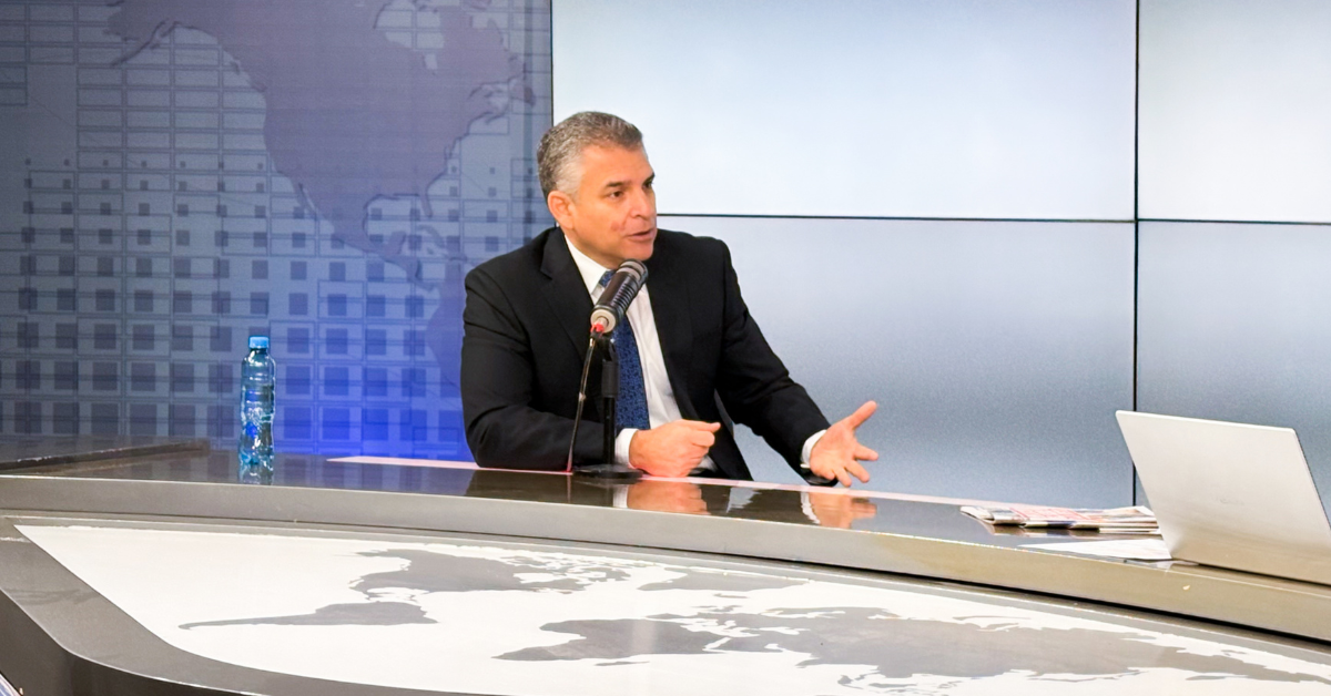 "Al mismo estilo de Santiváñez": Rafael Vela sobre Jerí tras afirmar que audios fueron manipulados por IA