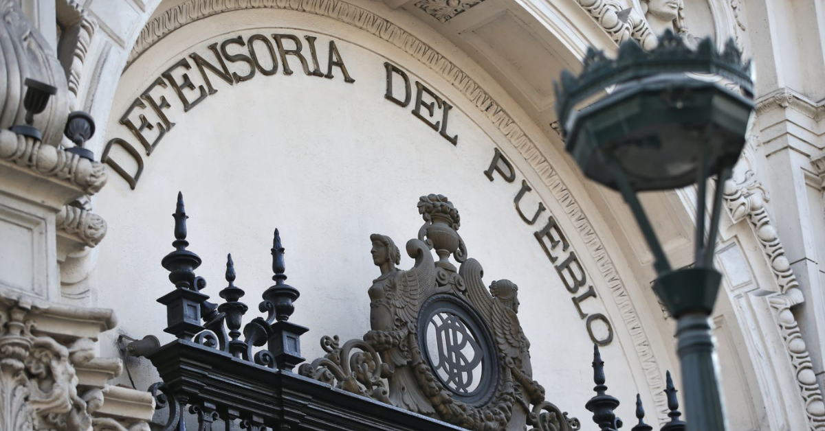 Josué Gutiérrez califica de "populista" ley que penaliza a adolescentes: "No tienen capacidad para tomar decisiones"