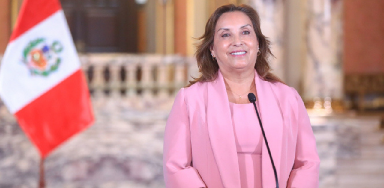 Congreso autoriza viaje de Dina Boluarte a Ecuador
