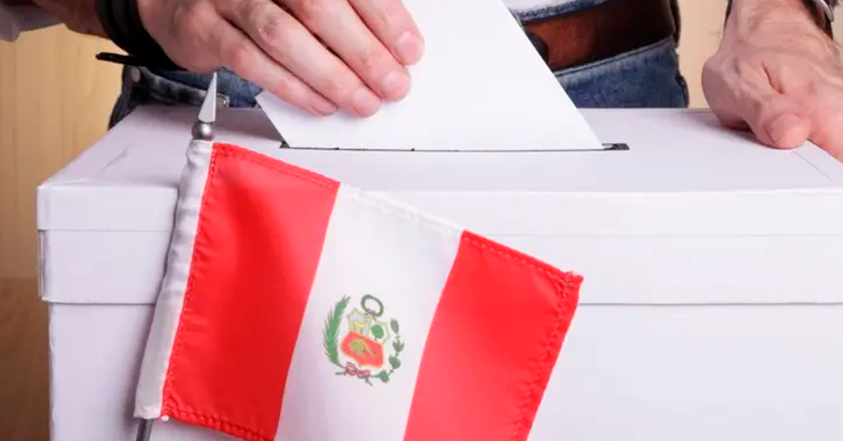 Elecciones: Edward Málaga propone que encuestas se puedan publicar hasta 24 horas antes de las votaciones