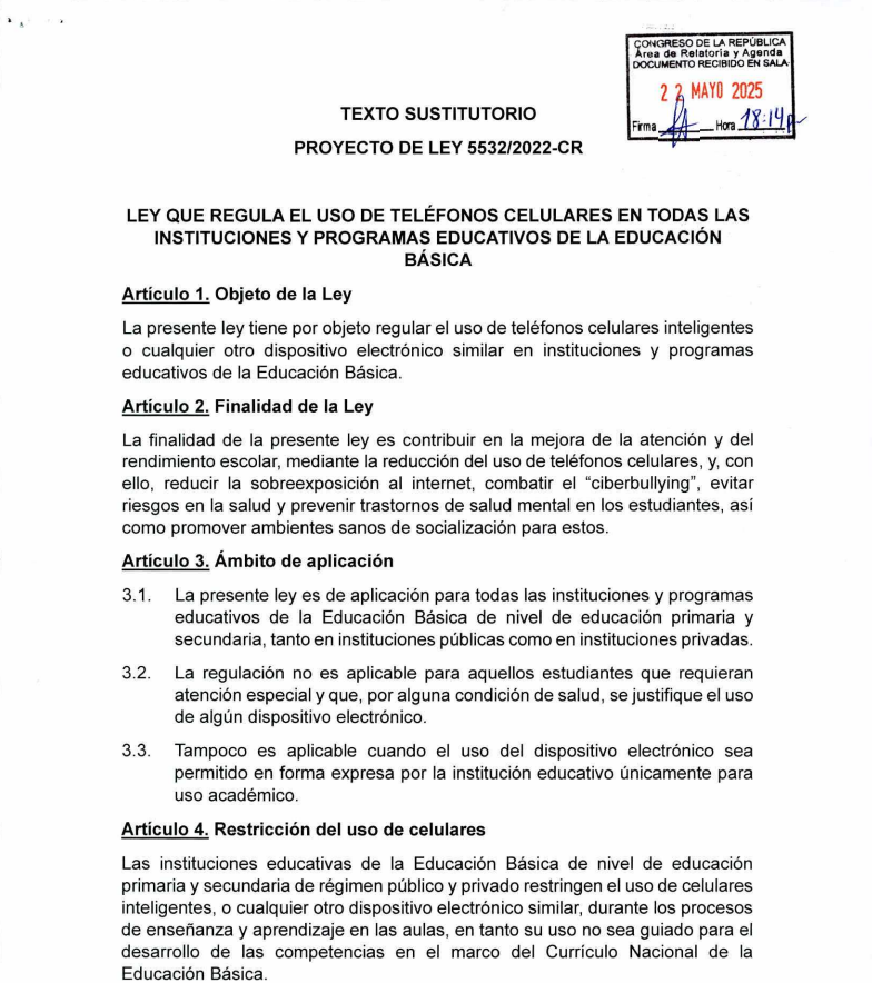 Congreso aprueba ley que prohbe el uso de celulares en los colegios pblico y privados.