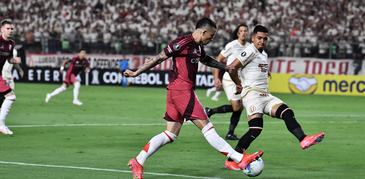 Universitario viajó a Buenos Aires en busca de los octavos de final de la Copa Libertadores