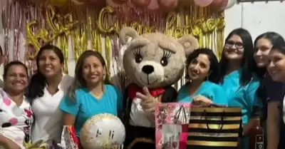 Captan a personal mdico celebrando cumpleaos dentro de hospital de Tumbes.