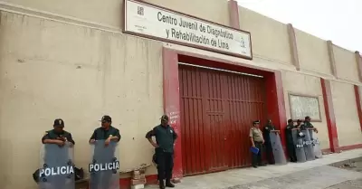 Declaran reorganización del Programa Nacional de Centros Juveniles.