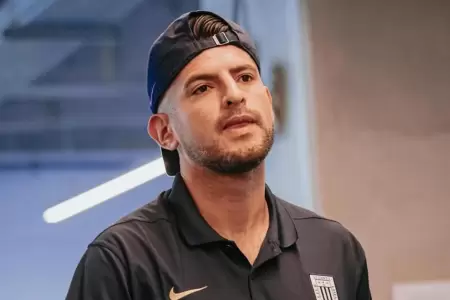 Zambrano asegura que el rbitro reconoci que no fue penal