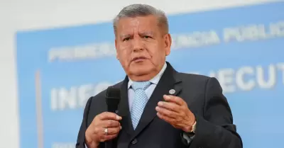 César Acuña lamentó la muerte de 13 mineros en Pataz.