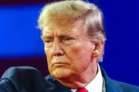 Donald Trump anuncia arancel a pelculas en Estados Unidos.