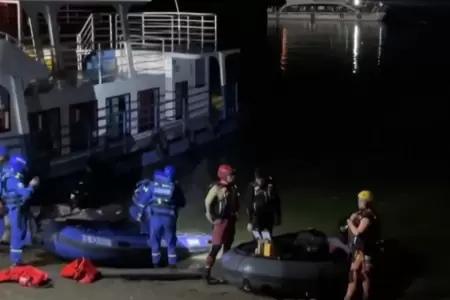 Al menos 10 muertos tras volcadura de cuatro barcos.