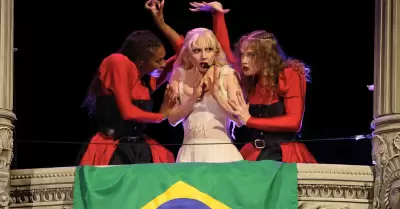 Lady Gaga durante concierto en Brasil.
