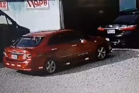 Tarma: Falso pasajero roba taxi a balazos