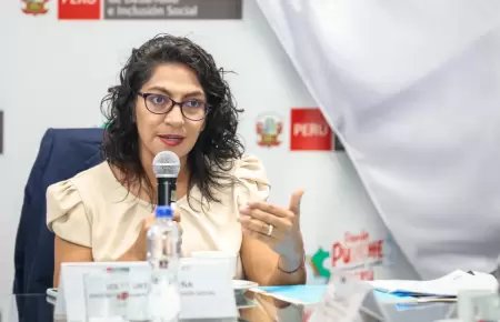 Leslie Urteaga anuncia un nuevo programa nacional de alimentacin escolar.