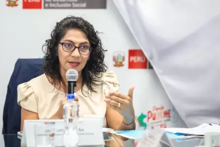 Leslie Urteaga anuncia un nuevo programa nacional de alimentacin escolar.